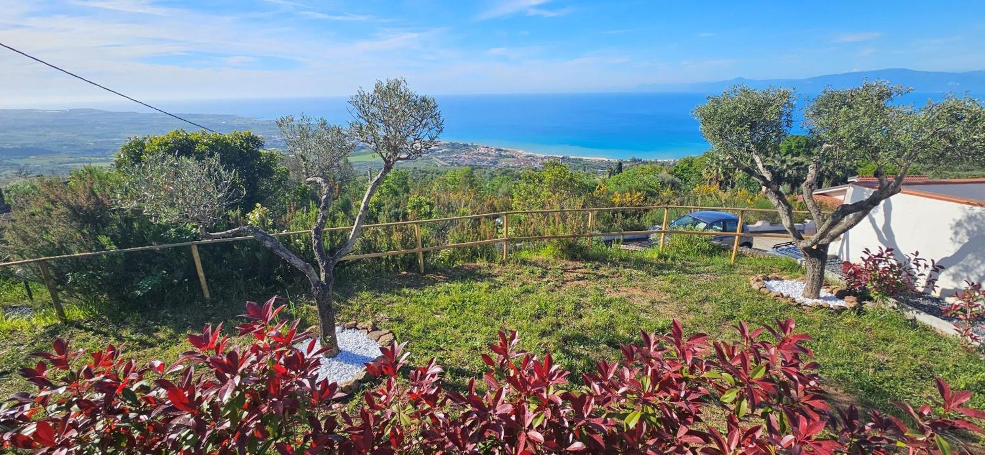 فيبو فالينتيا Villa Kiru المظهر الخارجي الصورة